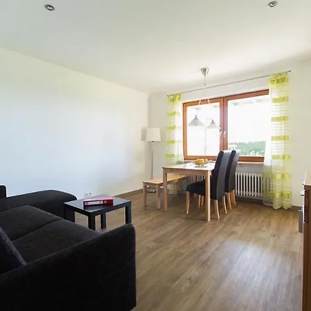 Raither Apartament *